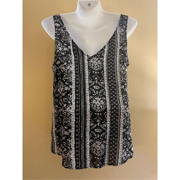 New SO Boho Black Flowy Women’s Tank Top Size Small - Picture 3 of 4